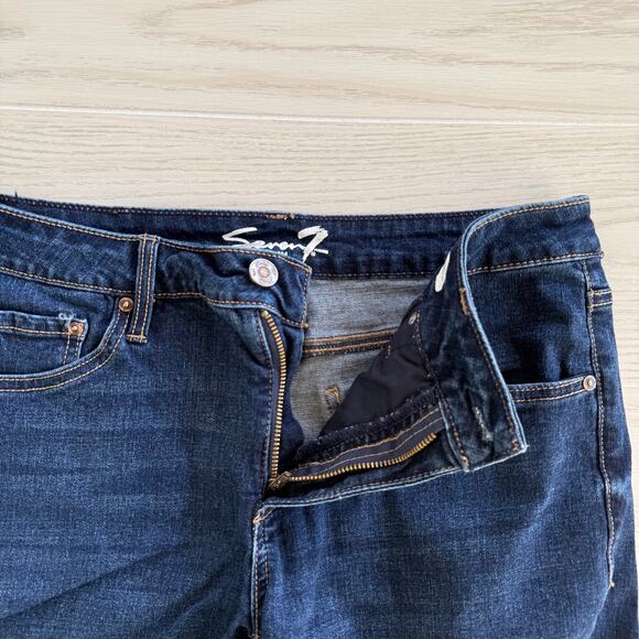 Seven7 Women’s Size 6 Dark Blue Relaxed Bermuda Shorts - Picture 3 of 7